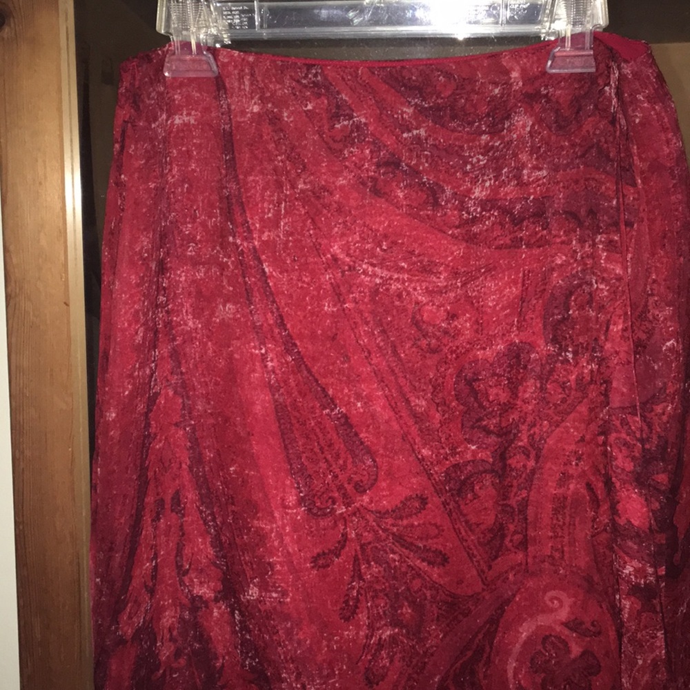 Red print Anne Klein skirt